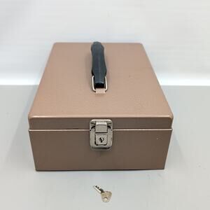 Vintage Rockaway Metal Portable Lock Box w/ Key & Divider 11 X 8 X 4